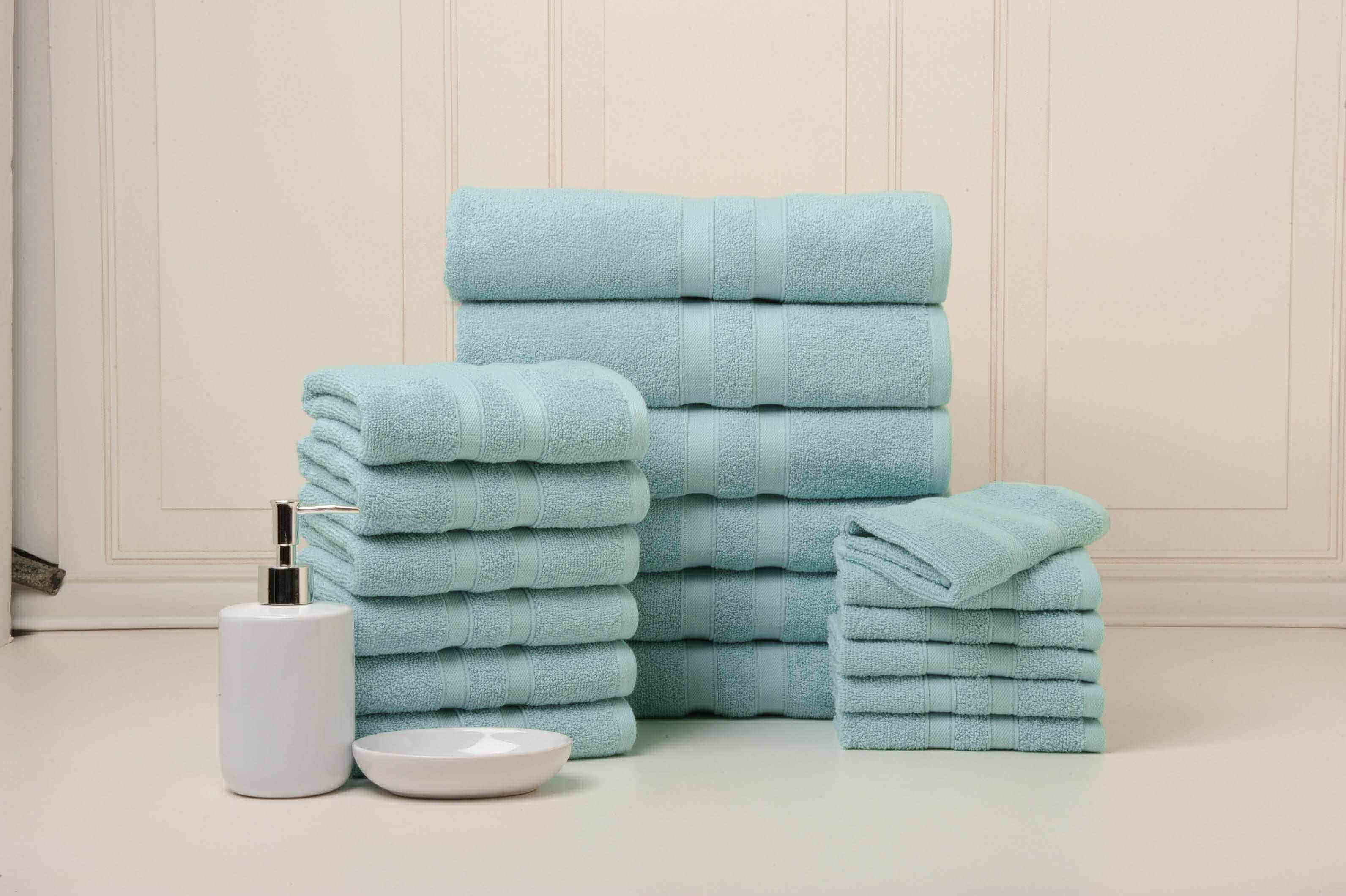Solid Aqua Colour of 18 Piece Egyptian Cotton Towel Set